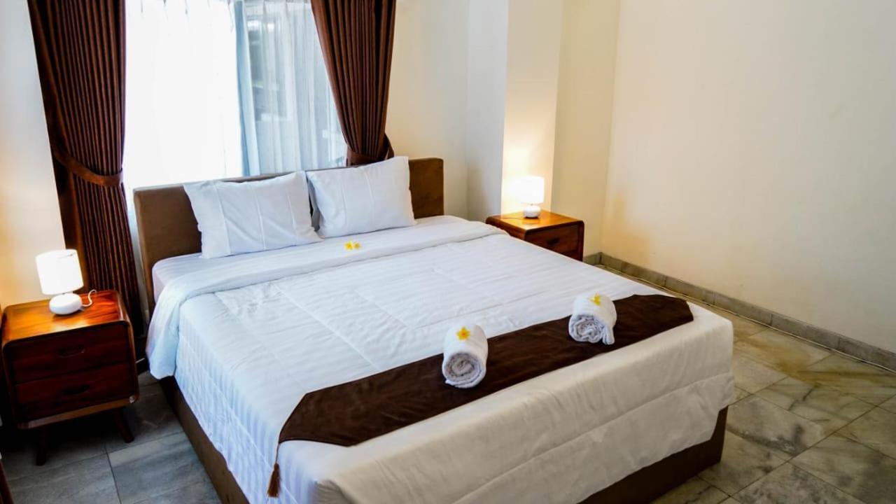 Hotel Pondok Putri Batukaras Bagian luar foto