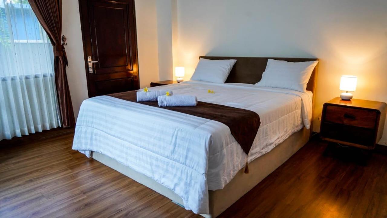 Hotel Pondok Putri Batukaras Bagian luar foto
