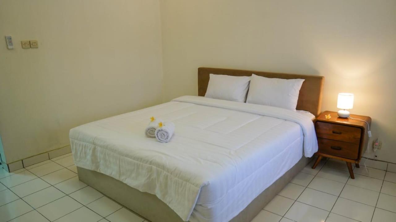 Hotel Pondok Putri Batukaras Bagian luar foto
