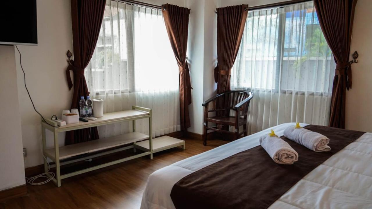 Hotel Pondok Putri Batukaras Bagian luar foto