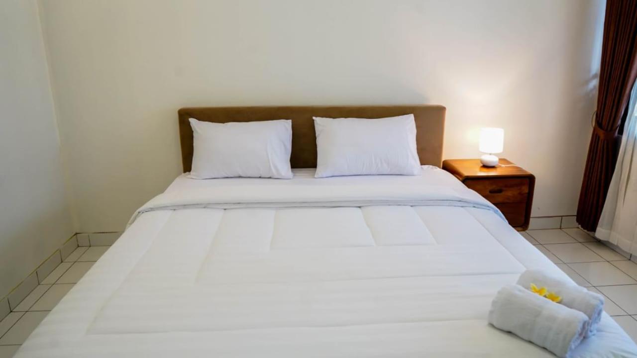 Hotel Pondok Putri Batukaras Bagian luar foto